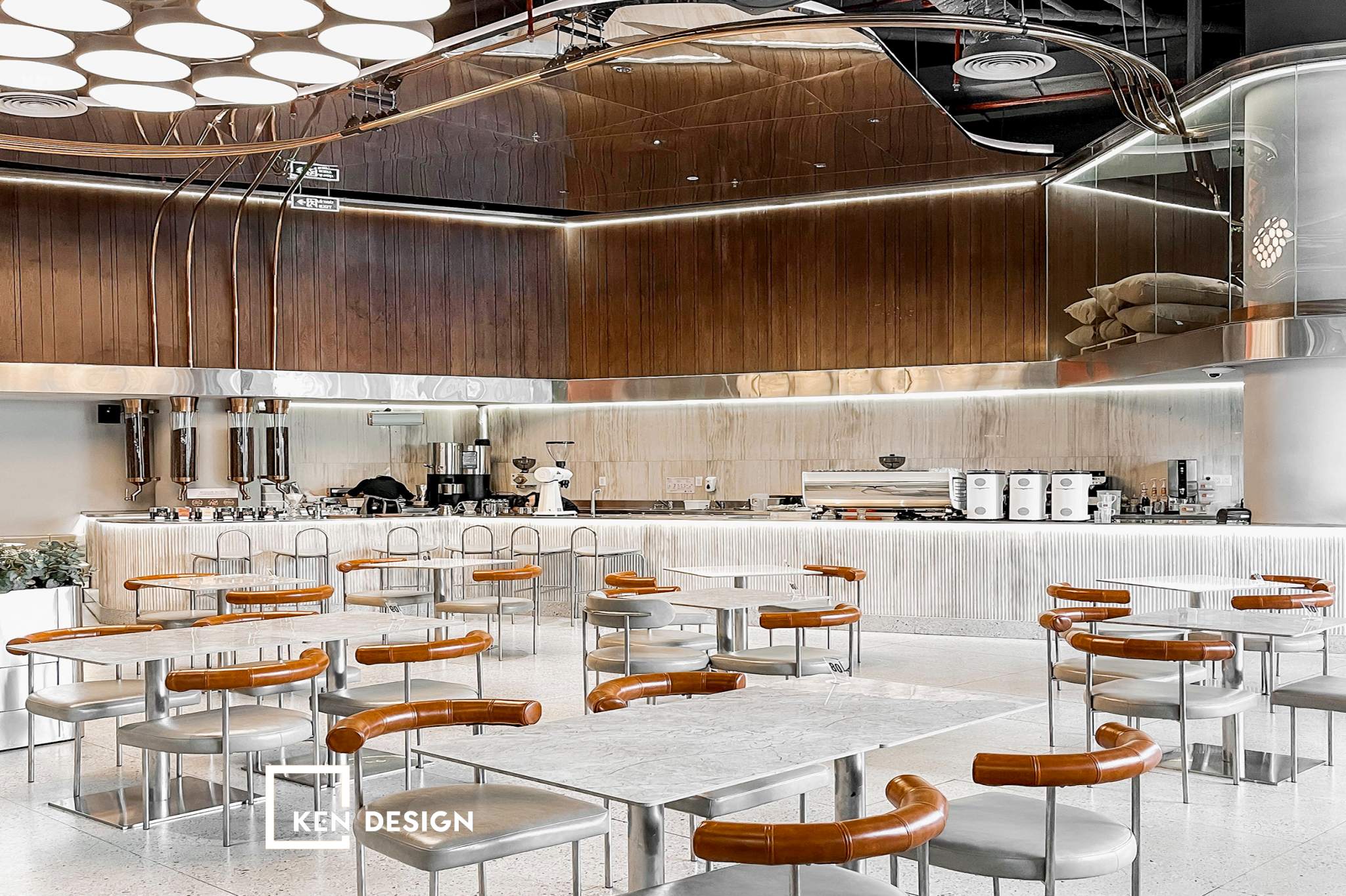 Nhà Cà Phê trở lại với thiết kế SIGNATURE by The Coffee House nổi bật